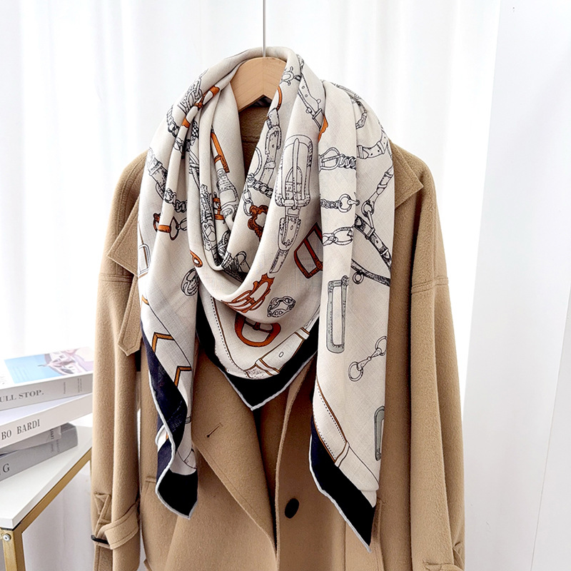Ciepły zimowy szal z podwinięt – Luxury Bags Hong Kong recenzja i cena