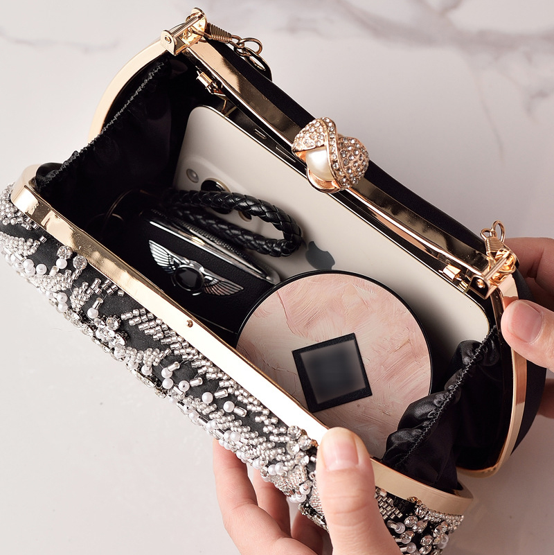 Czarna Torebka Z Koralikami Vi – Luxury Bags In China Wholesale recenzja i cena