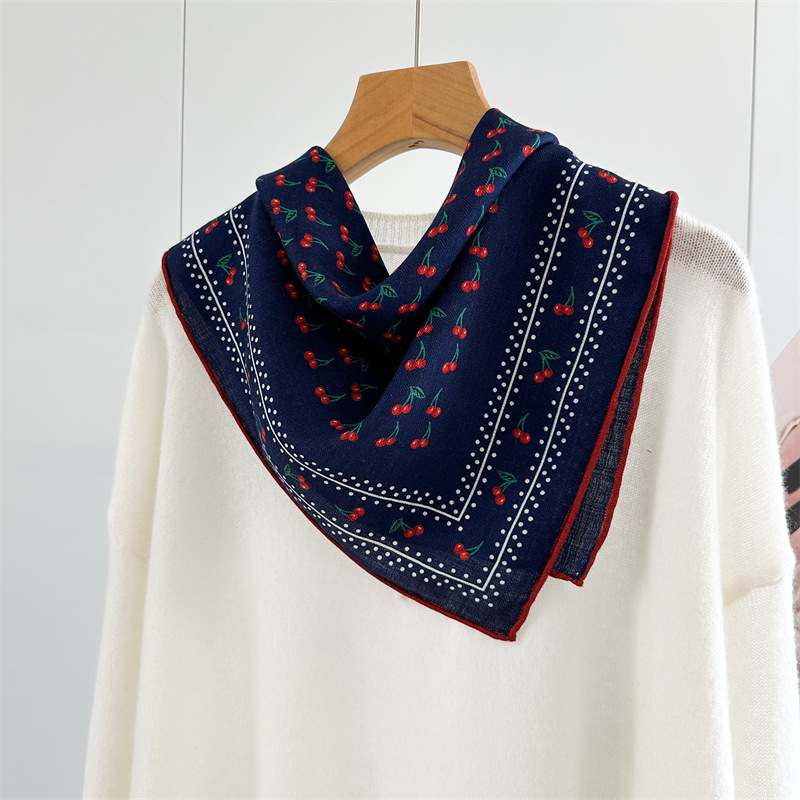 Szalik 30% Jedwab 70% Wełna Lu – Luxury Bags Hong Kong recenzja i cena